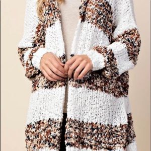 Lightweight breathable Cardi